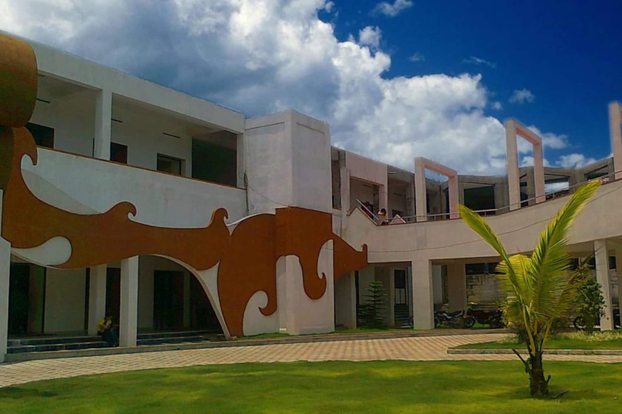 ഫാഷൻ ടെക്നോളജിയാണോ പാഷൻ? ഇൻസ്റ്റിറ്റ്യൂട്ട് ഓഫ് ഫാഷൻ ടെക്നോളജി കേരളയിൽ ബാച്ചിലർ ഓഫ് ഡിസൈൻ പഠിക്കാം ഫാഷൻ ടെക്നോളജിയാണോ പാഷൻ? ഇൻസ്റ്റിറ്റ്യൂട്ട് ഓഫ് ഫാഷൻ ടെക്നോളജി കേരളയിൽ ബാച്ചിലർ ഓഫ് ഡിസൈൻ പഠിക്കാം