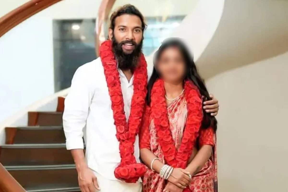 വൈറൽ കുംഭമേള പെൺകുട്ടി മൈനർ; ജനന സർട്ടിഫിക്കറ്റ് വ്യാജം; ഭർത്താവ് ഫർമാൻ ഖാനെതിരെ പോക്സോ