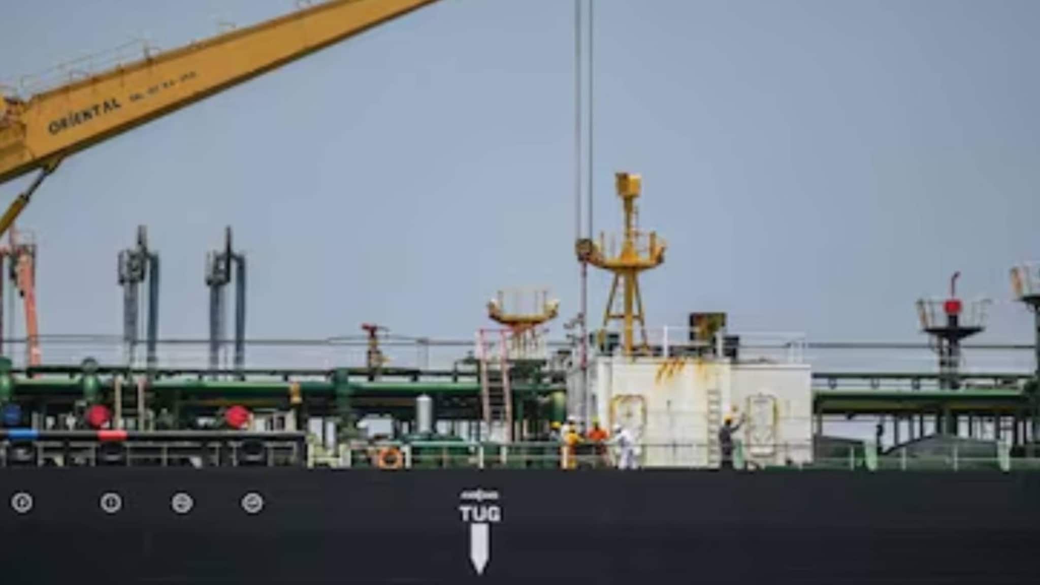 പശ്ചിമേഷ്യൻ യുദ്ധം: വിപണിയിൽ ആശങ്ക, ഇന്ധനലഭ്യത ഉറപ്പാക്കാൻ നിർണായക നീക്കവുമായി ഇന്ത്യ പശ്ചിമേഷ്യൻ യുദ്ധം: വിപണിയിൽ ആശങ്ക, ഇന്ധനലഭ്യത ഉറപ്പാക്കാൻ നിർണായക നീക്കവുമായി ഇന്ത്യ