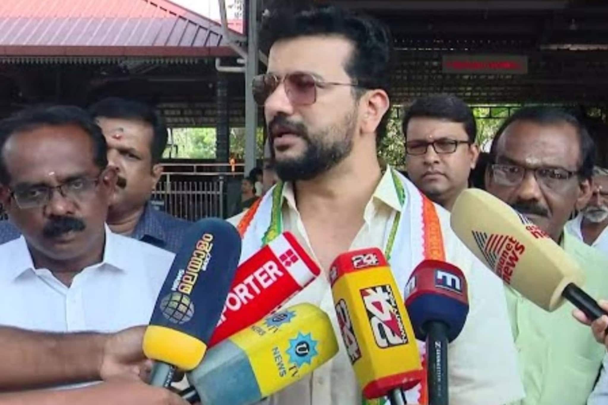 സ്ത്രീവിരുദ്ധ പരാമർശം; രമേശ് പിഷാരടിക്കെതിരെ മഹിള മോർച്ച പരാതി നൽകി