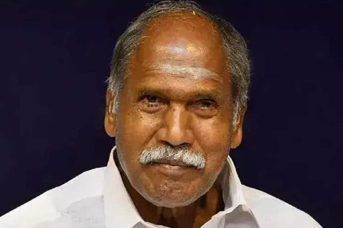 പുതുച്ചേരി മുഖ്യമന്ത്രിയായി സത്യപ്രതിജ്ഞക്ക് ശേഷം അധികാരമേൽക്കാൻ രംഗസ്വാമി കാത്തുനിന്നത് എന്തുകൊണ്ട്