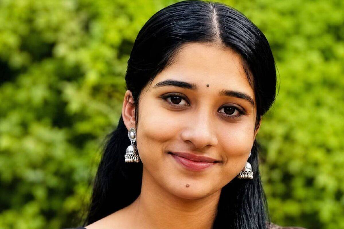 നഴ്സിങ് പഠനം അവസാനിപ്പിച്ച് പിതാവിനൊപ്പം മടങ്ങിയ മലയാളി വിദ്യാർഥിനി മൈസൂരുവിൽ വാഹനാപകടത്തിൽ മരിച്ചു