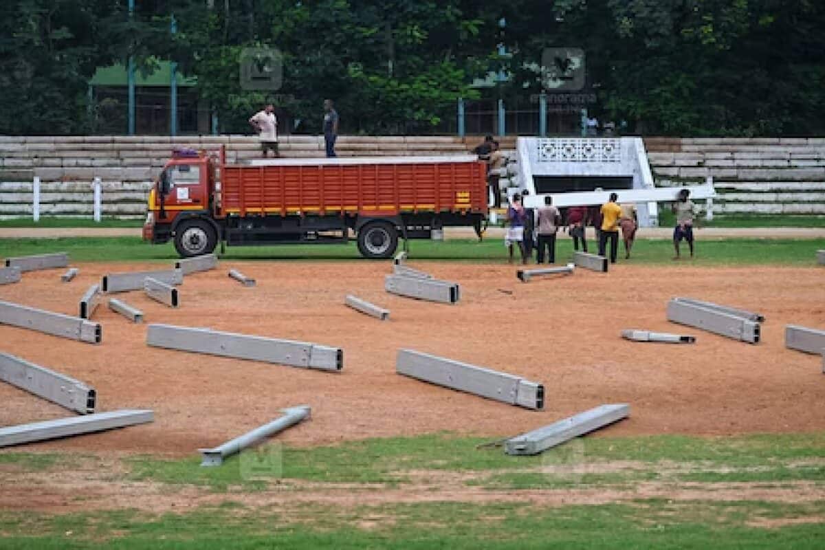 സത്യപ്രതിജ്ഞ: തിരുവനന്തപുരത്ത് മേയ് 18 രാവിലെ 7 മുതൽ ഗതാഗത നിയന്ത്രണം; യാത്രക്കാർ ശ്രദ്ധിക്കുക