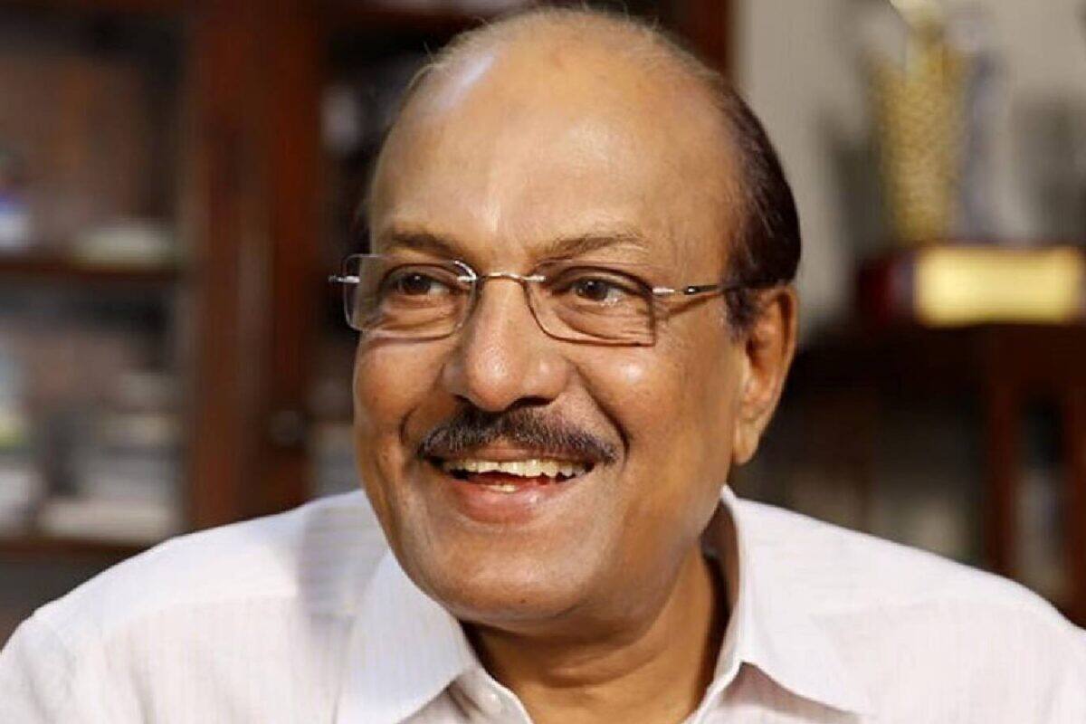 പി കെ കുഞ്ഞാലിക്കുട്ടി: ചരിത്ര വിജയം നേടി മന്ത്രിസഭയിലെ ആറാം ഊഴം