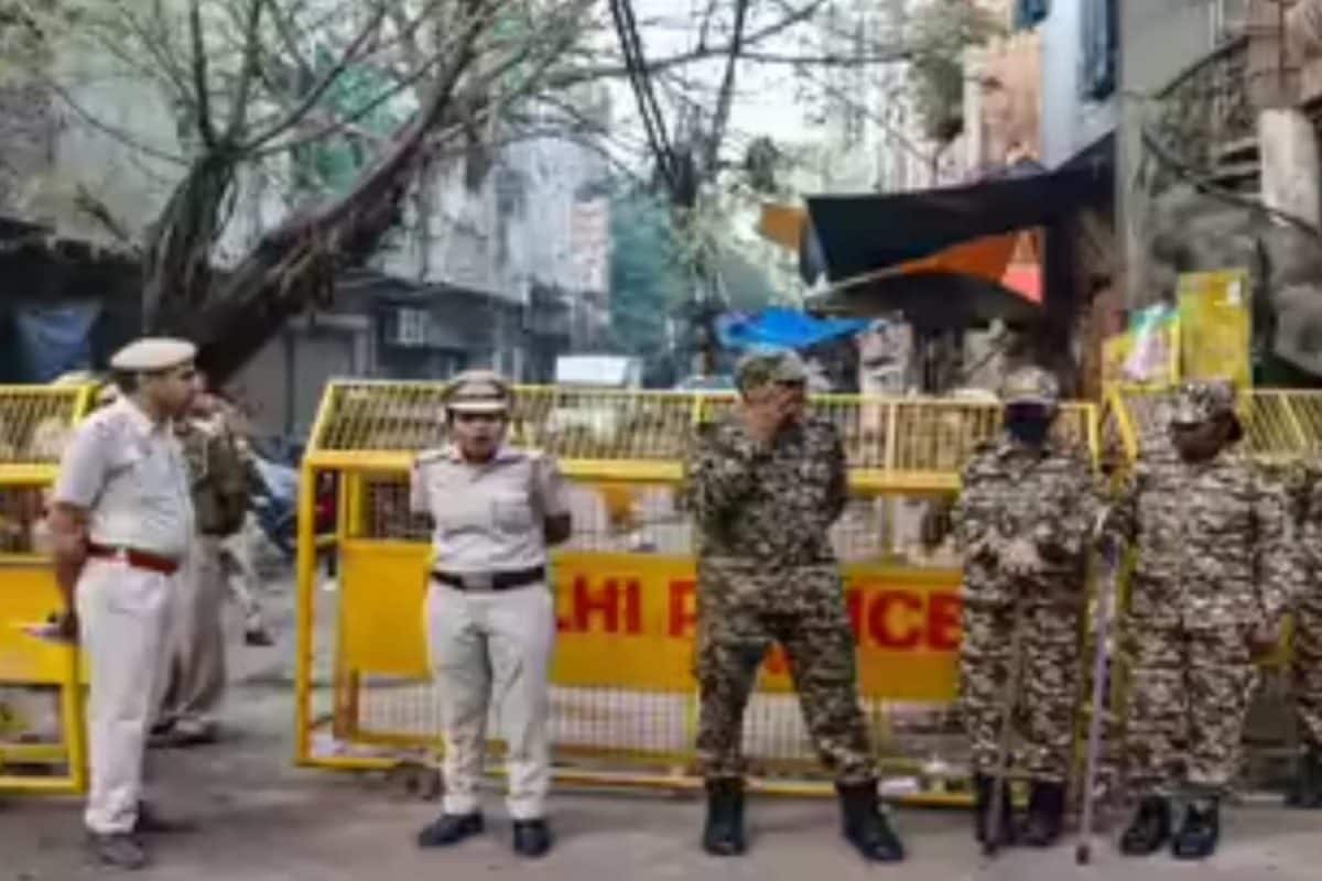 ഡൽഹിയിൽ ഭീകരാക്രമണ സാധ്യതയെന്ന് ഇന്റലിജൻസ് റിപ്പോർട്ട്, അതീവജാഗ്രതയിൽ തലസ്ഥാനം