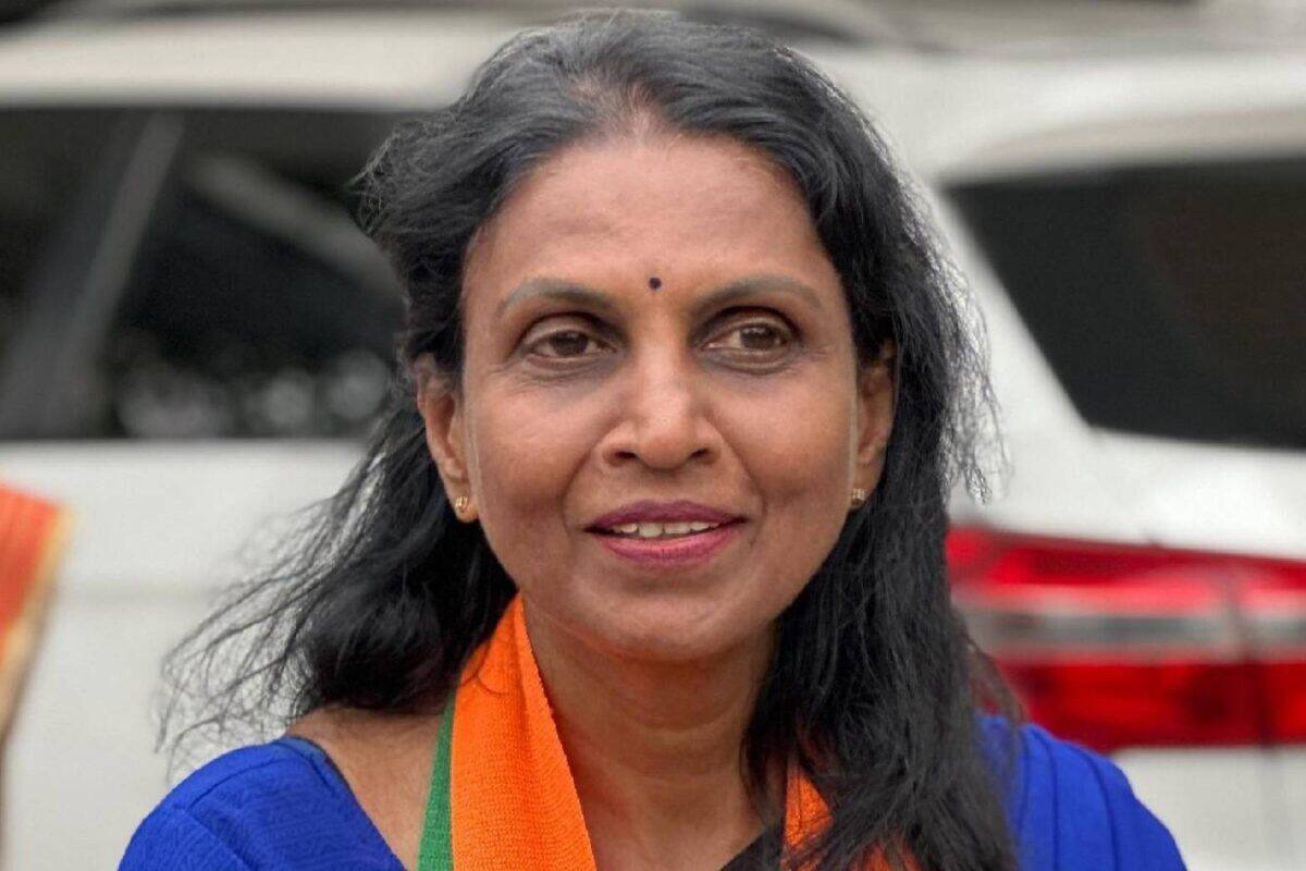 'ഇതാണോ മെൻസ്ട്രുല് ഡിഗ്നിറ്റി?' വിദ്യാർത്ഥിനികളുടെ ആർത്തവാവധിക്കെതിരെ ആർ. ശ്രീലേഖ