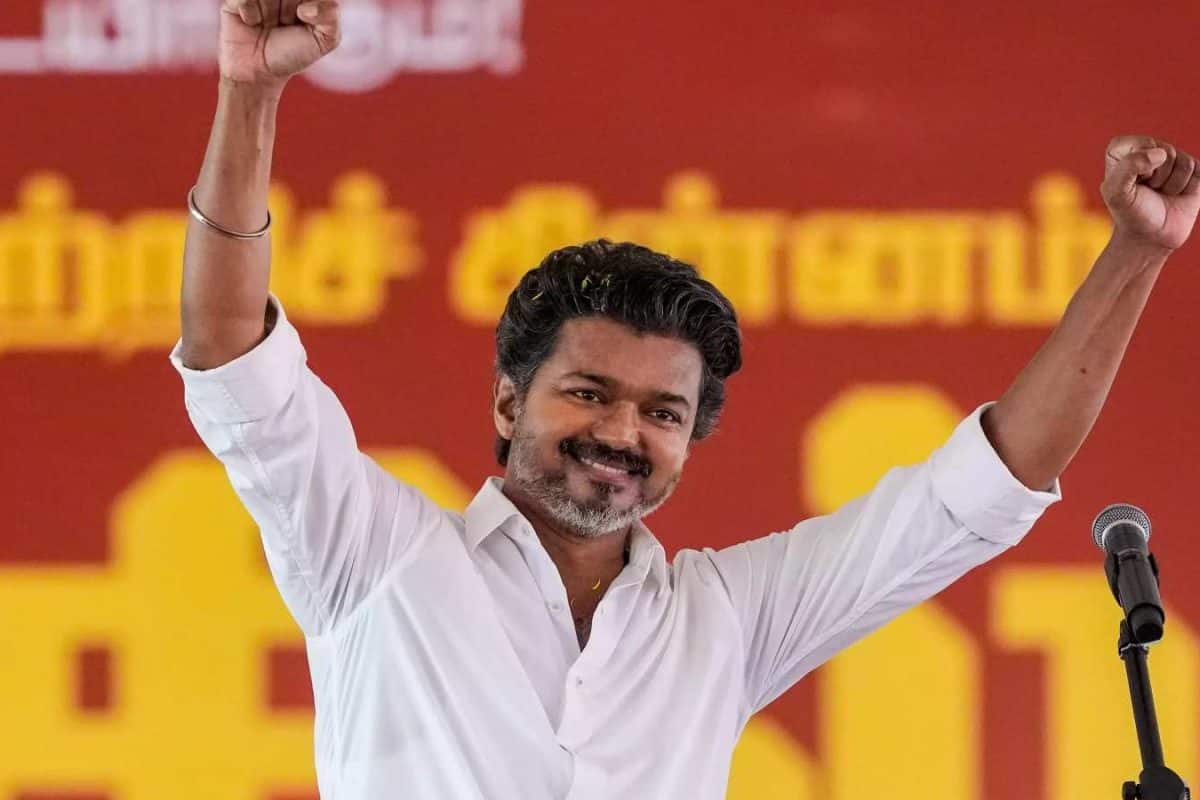 തമിഴകത്ത് ഇനി വിജയ് യുഗം, സത്യപ്രതിജ്ഞ ഇന്ന്
