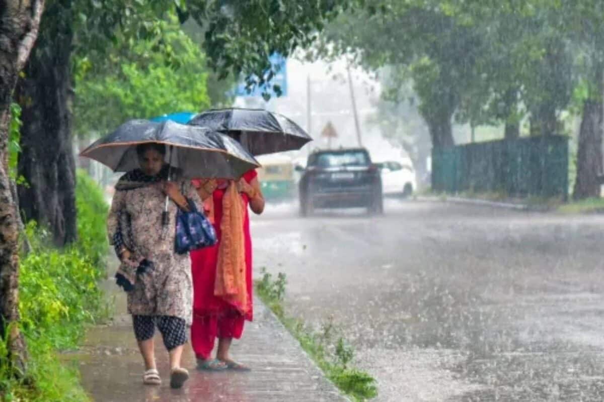 സുരക്ഷിതമായ നടപ്പാത പൗരന്റെ മൗലികാവകാശമെന്ന് സുപ്രീം കോടതി; നിയമനിർമാണത്തിന് നിർദേശം