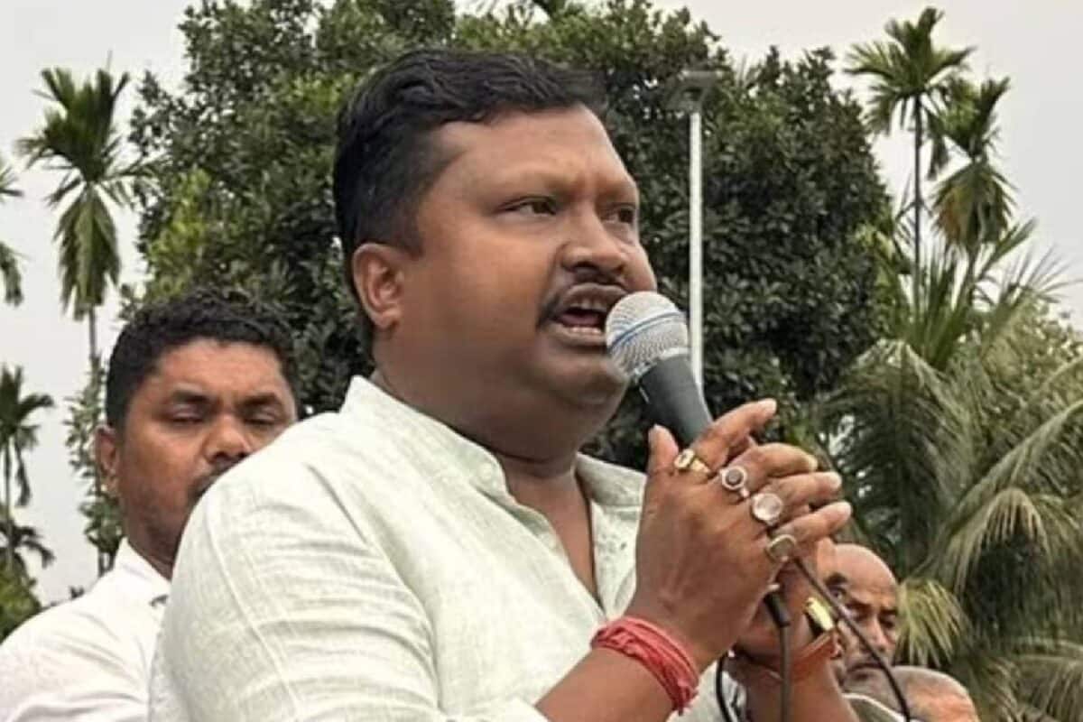 മമത ബാനർജിക്ക് വീണ്ടും തിരിച്ചടി; തൃണമൂൽ കോൺഗ്രസ് എംപി പ്രകാശ് ബാരൈക് രാജ്യസഭാംഗത്വം രാജിവെച്ചു