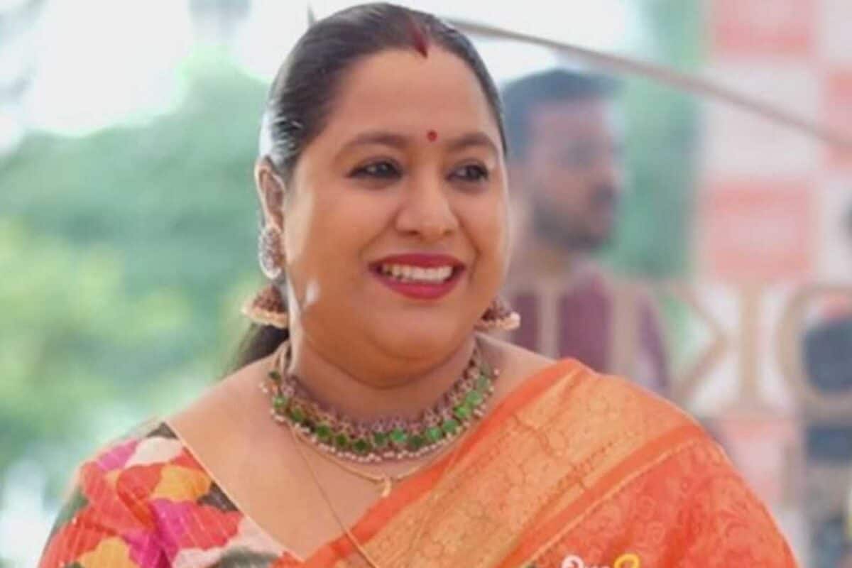 "മലയാളസിനിമയിൽ എന്തോ ആയിരുന്നെന്ന് പറഞ്ഞു നടക്കുന്ന ചില കിഴവന്മാരുണ്ട്, അവന്മാർക്കും 'പണി ' കൊടുക്കും": ലക്ഷ്മിപ്രിയ