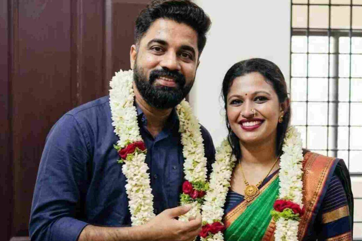 സിപിഎം നേതാവ് പി എം ആർഷോയും മുൻ എസ് എഫ് ഐ നേതാവ് കെ വിദ്യയും വിവാഹിതരായി
