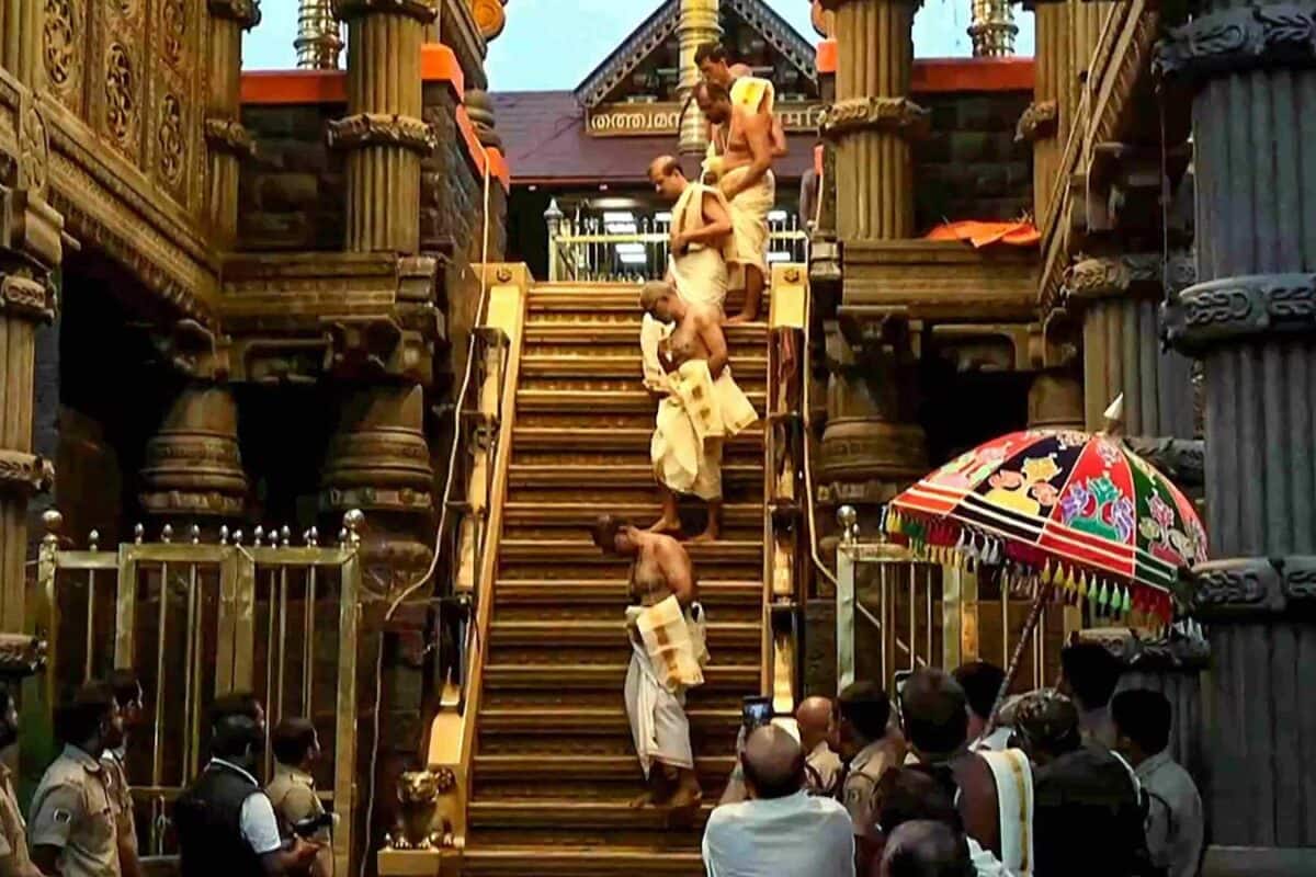 'ശബരിമലയിൽ ഈ രണ്ട് ഉദ്യോഗസ്ഥർ സ്ഥിരമായി തുടരുന്നത് എന്തിന്?' ഹൈക്കോടതി