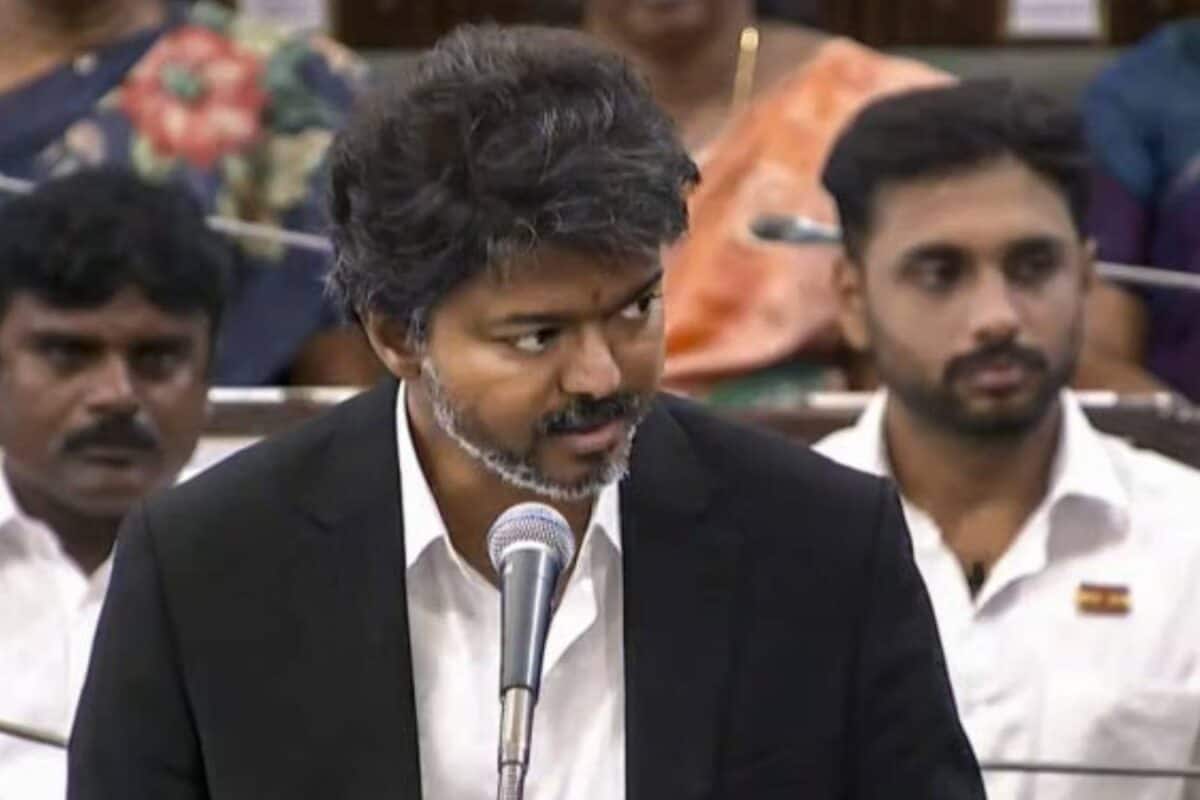 'തമിഴ്നാട്ടിൽ ദ്വിഭാഷാ നയം തുടരും': മുഖ്യമന്ത്രി വിജയ് നിയമസഭയിൽ