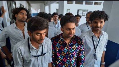 'മഹാരാജ ഹോസ്റ്റൽ' ട്രെയ്ലർ 'മഹാരാജ ഹോസ്റ്റൽ' ട്രെയ്ലർ