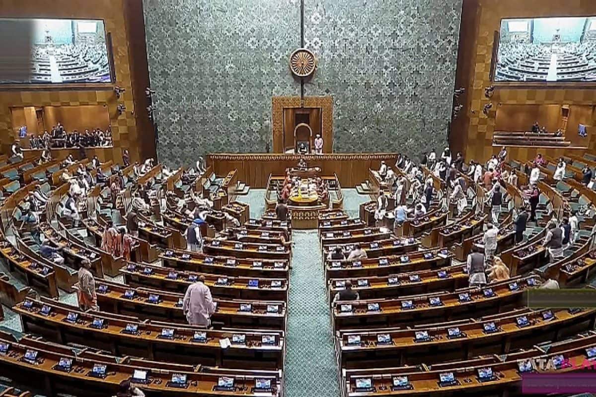 ജയിൽ ശിക്ഷ അനുഭവിക്കുന്ന ജനപ്രതിനിധികൾ സത്യപ്രതിജ്ഞ ചെയ്തിട്ടുണ്ടോ?