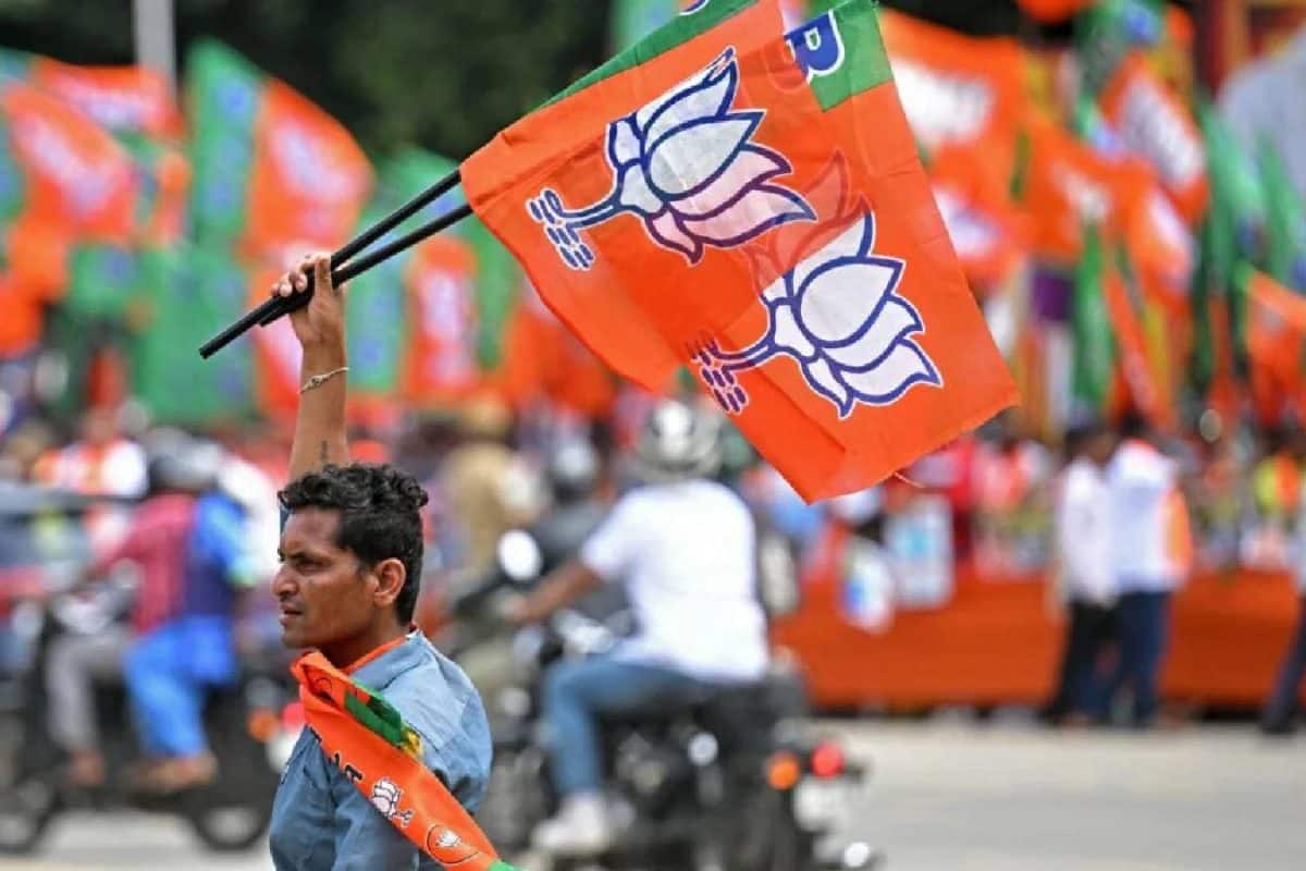 കേവലം 6 സീറ്റുകൾ മാത്രം അകലെ: ചരിത്രപരമായ രാജ്യസഭാ ഭൂരിപക്ഷത്തിലേക്ക് ബിജെപി അടുക്കുന്നു
