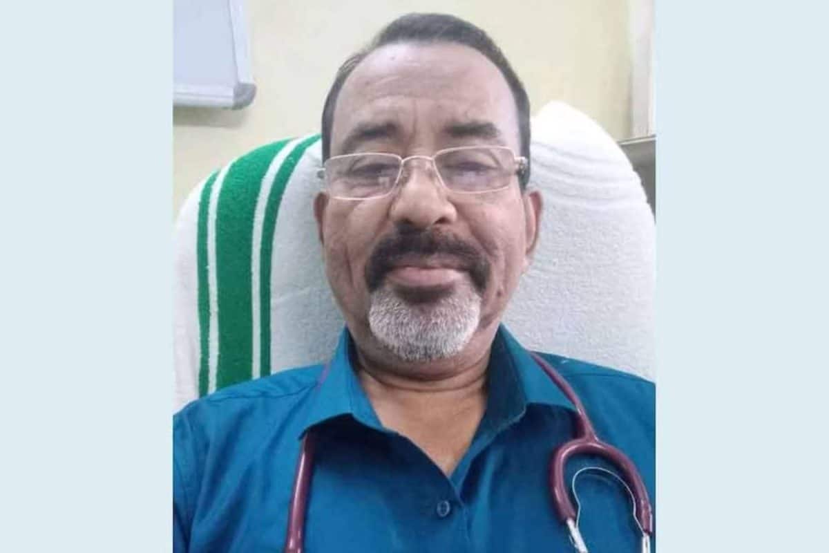 ആലപ്പുഴയിൽ രോഗിയെ പരിശോധിക്കുന്നതിനിടെ ഡോക്ടർ കുഴഞ്ഞുവീണ് മരിച്ചു