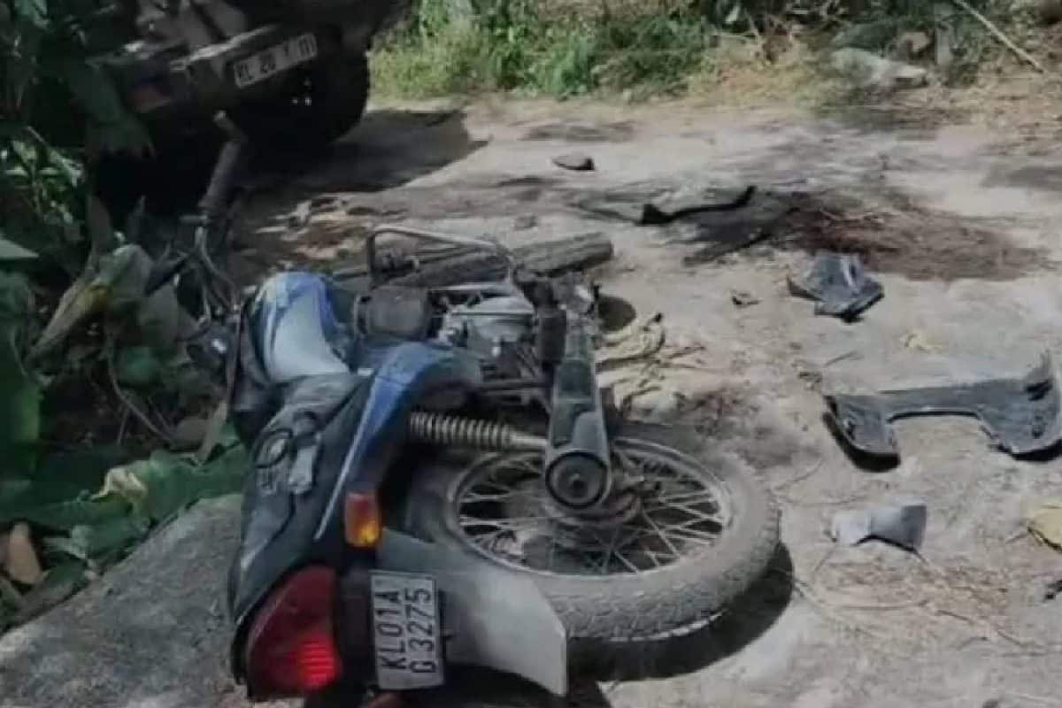 തട്ടിപ്പുകേസ് പ്രതി പൊലീസ് വാഹനങ്ങളിലേക്ക് ജീപ്പിടിച്ച് കൊല്ലാൻ ശ്രമിച്ച പൊലീസുകാർ ആശുപത്രിയിൽ