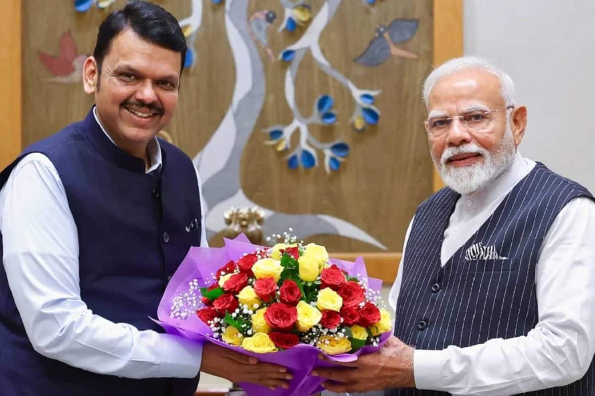 'മഹാരാഷ്ട്ര വൻവികസന കുതിപ്പിൽ' മുഖ്യമന്ത്രി ദേവേന്ദ്ര ഫഡ്നാവിസിന് പിറന്നാൾ ആശംസകളുമായി പ്രധാനമന്ത്രി മോദി