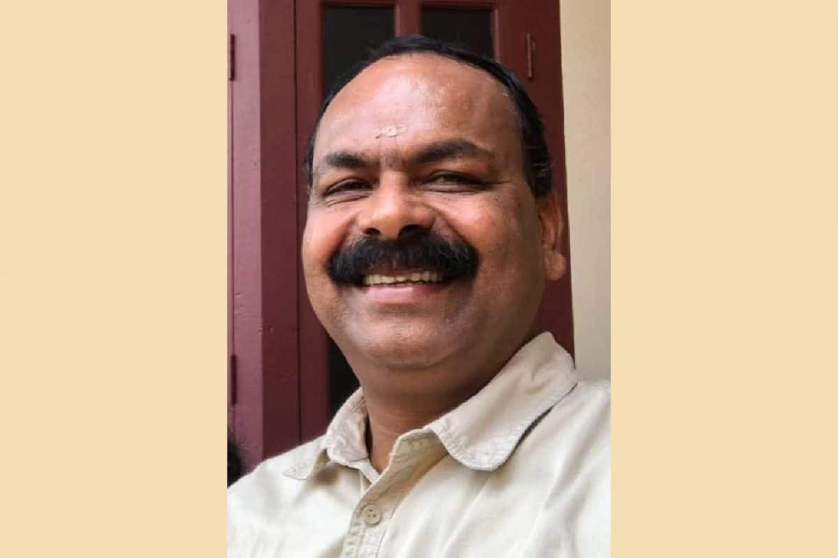 കാസർഗോഡ് റിട്ട. എസ് ഐ യെ തൂങ്ങിമരിച്ച നിലയിൽ കണ്ടെത്തി