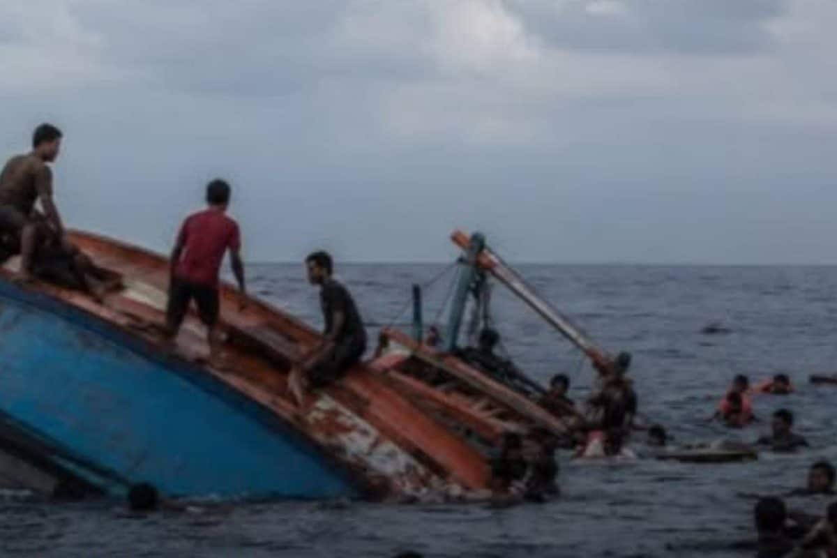 മ്യാൻമർ തീരത്ത് റോഹിങ്ക്യൻ അഭയാർത്ഥികൾ യാത്ര ചെയ്ത രണ്ട് ബോട്ടുകൾ മറിഞ്ഞ് 500ലധികം പേർ മരിച്ചതായി റിപ്പോർട്ട്