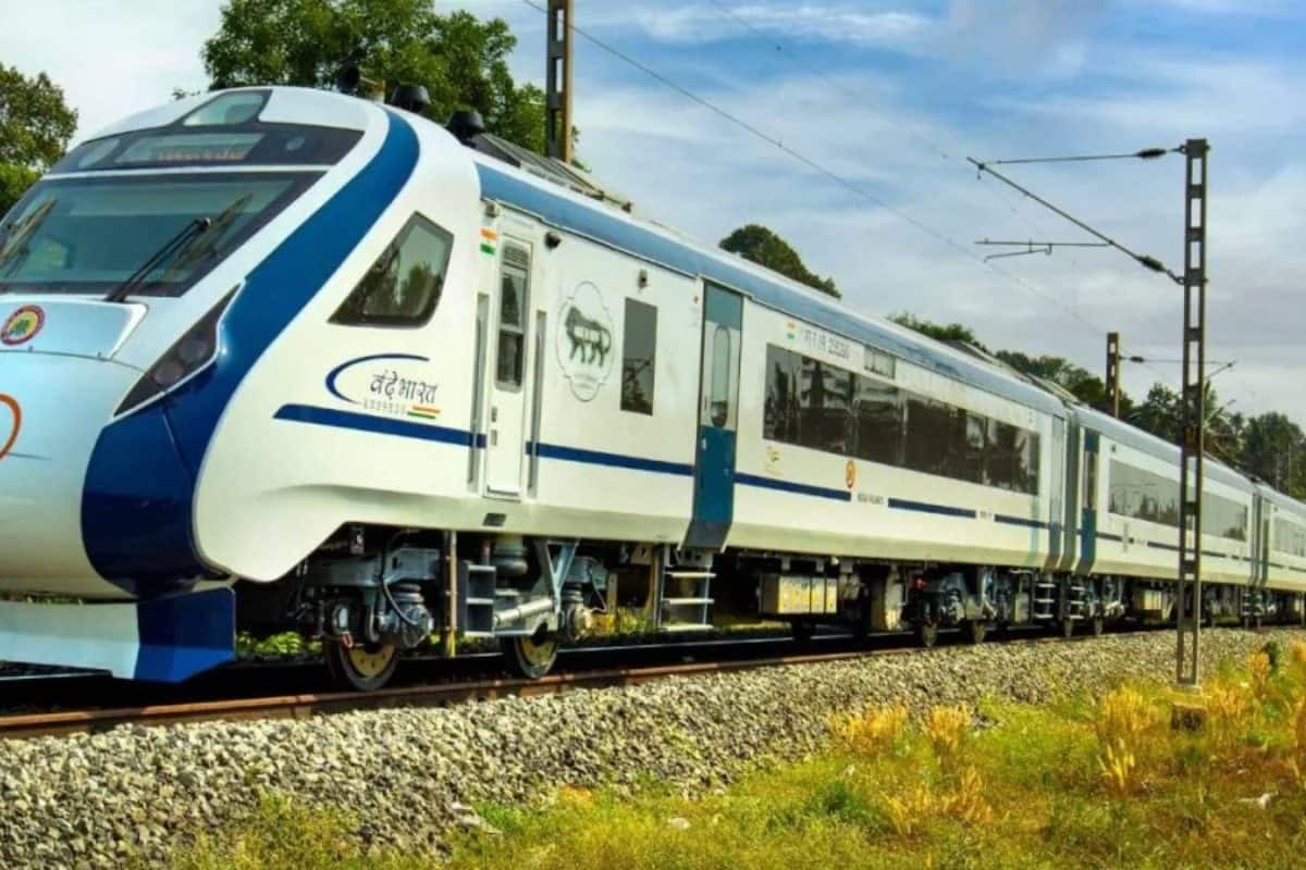 കേരളത്തിൽ നിന്ന് മൂകാംബികയിലേക്ക് വന്ദേഭാരതിൽ പോകാൻ പറ്റുമോ? മന്ത്രി സുരേഷ് ഗോപിയുടെ കത്തിൽ ഉടൻ നടപടി ഉണ്ടാകുമോ?