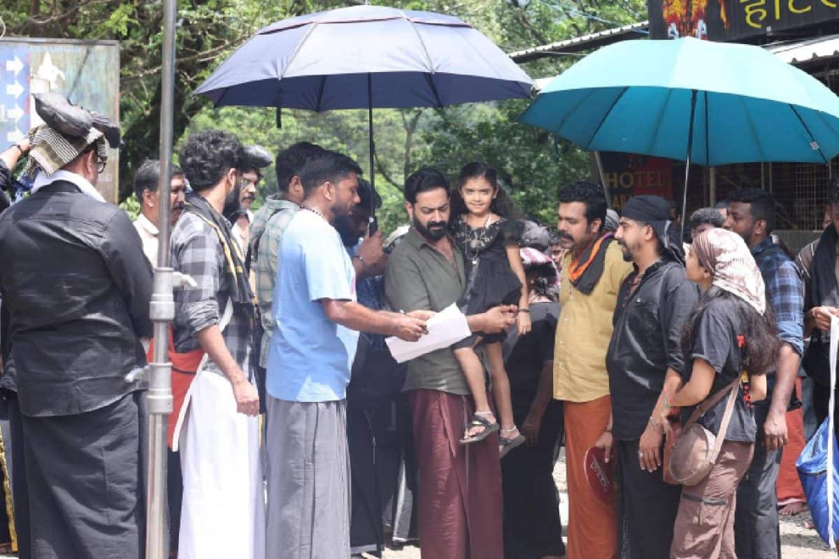 ചിത്രീകരണാനുമതി വൈകി; സൈജു കുറുപ്പ് ചിത്രം 'ഹരിവരാസനം' നിലയ്ക്കൽ, പമ്പ, ത്രിവേണി മേഖലകളിൽ ഷൂട്ട് ചെയ്യുന്നു