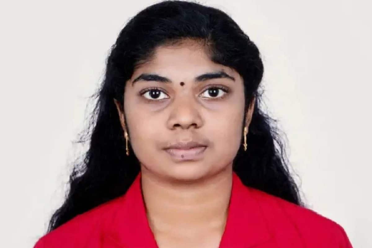 മാർത്താണ്ഡത്തെ സ്വകാര്യ നഴ്സിങ് കോളേജ് കെട്ടിടത്തിൽ നിന്ന് ചാടിയ മൂന്നാം വർഷ വിദ്യാർഥിനി മരിച്ചു