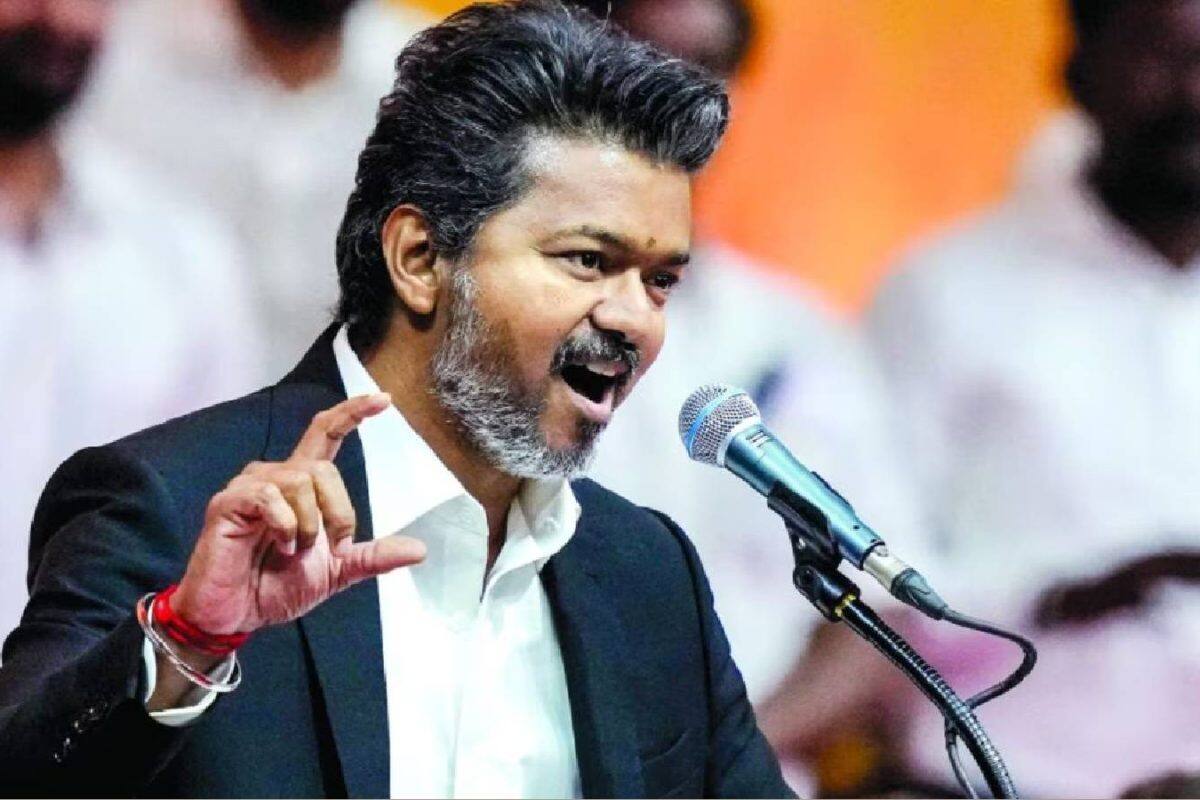 വിജയ് വഴിയേ വിവാദം; മുഖ്യമന്ത്രിയുടെ ഓഫീസ് മാറ്റുന്നത് സംബന്ധിച്ച് ആദ്യ അഴിമതി ആരോപണം നേരിട്ട് സർക്കാർ