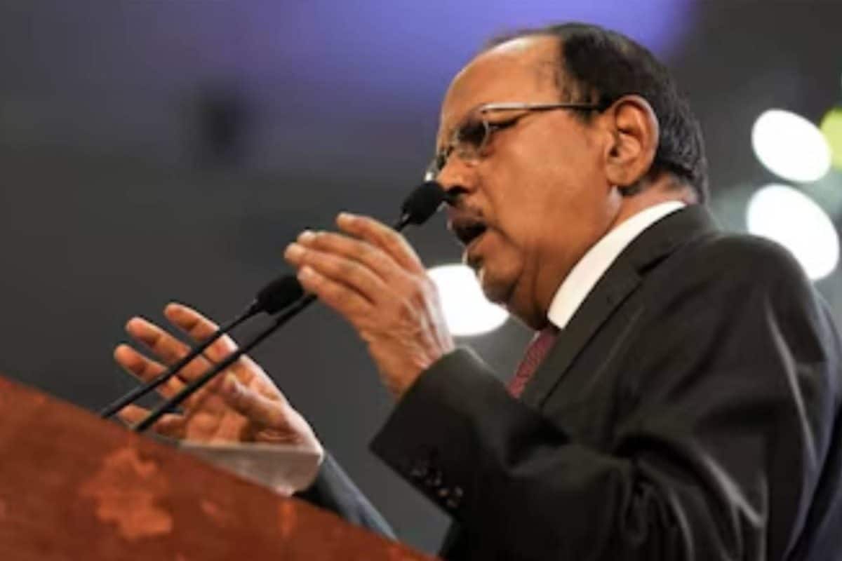 'എന്തും ചെയ്യാനുള്ള അവകാശമല്ല സ്വാതന്ത്ര്യം'; അജിത് ഡോവൽ യുവാക്കളോട്