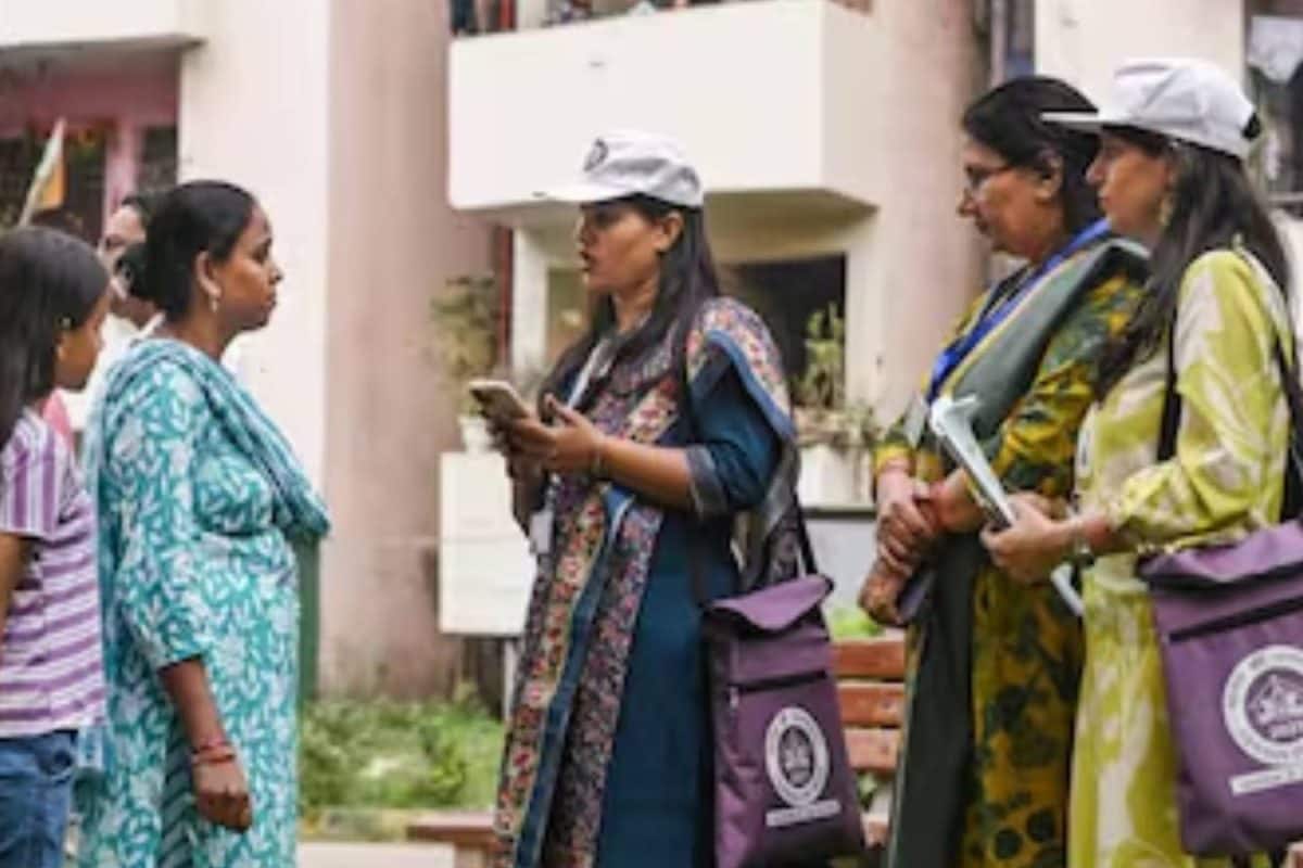 ജാതി, ആധാർ വിവരങ്ങൾ മുതൽ ബാങ്ക് അക്കൗണ്ട് വരെ : സെൻസസ് 2027-ൽ നിങ്ങൾ നേരിടേണ്ട 40 ചോദ്യങ്ങൾ