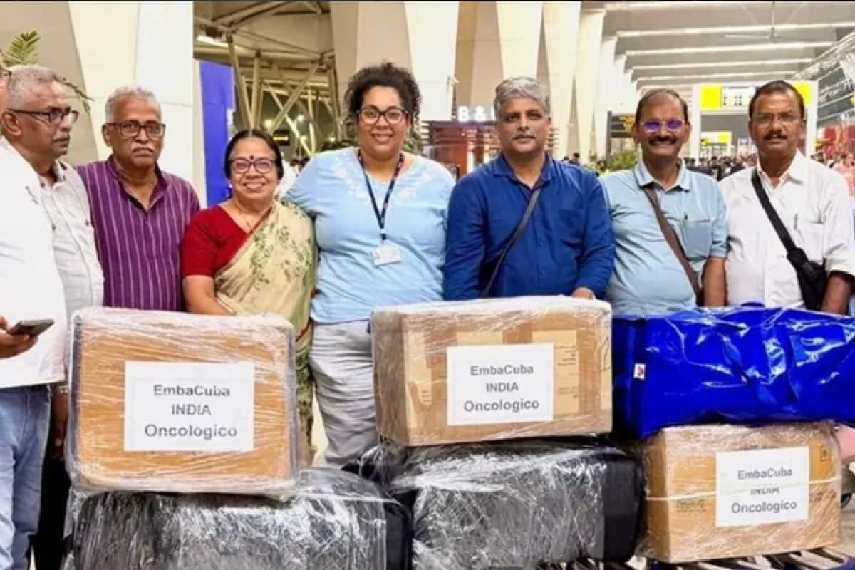ക്യൂബയിലേക്ക് ജീവൻരക്ഷാ മരുന്നുകളുമായി സിപിഎം പ്രതിനിധി സംഘം