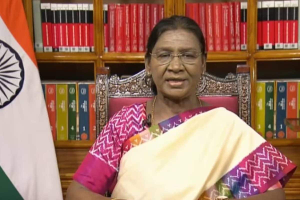 ചരിത്രത്തിലാദ്യം: രാഷ്ട്രപതി ദ്രൗപതി മുർമുവിന്റെ സ്വാതന്ത്ര്യദിന സന്ദേശം ആരംഭിച്ചത് ‘വന്ദേമാതര’ത്തോടെ