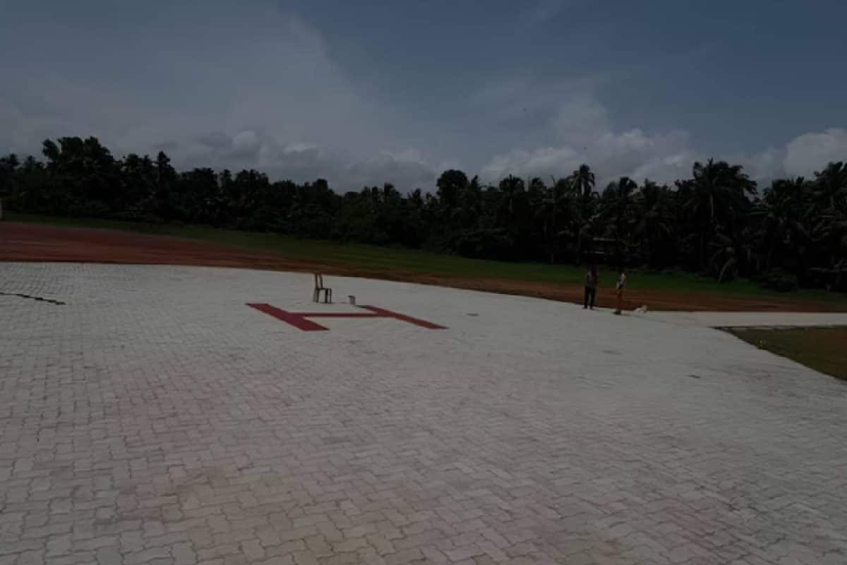 കൊല്ലത്ത് കടലിൽ കാണാതായ ഗൗതമിനെ തിരയാൻ അമൃതാനന്ദമയി മഠം ഒറ്റ രാത്രികൊണ്ട് ഹെലിപാഡ് നിർമിച്ചു