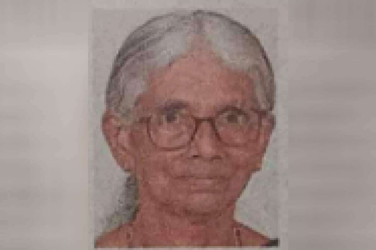 നെയ്യാറ്റിൻകരയിൽ പള്ളിയിലേക്ക് പോകുന്നതിനിടെ അജ്ഞാത വാഹനമിടിച്ച് സ്ത്രീ മരിച്ചു