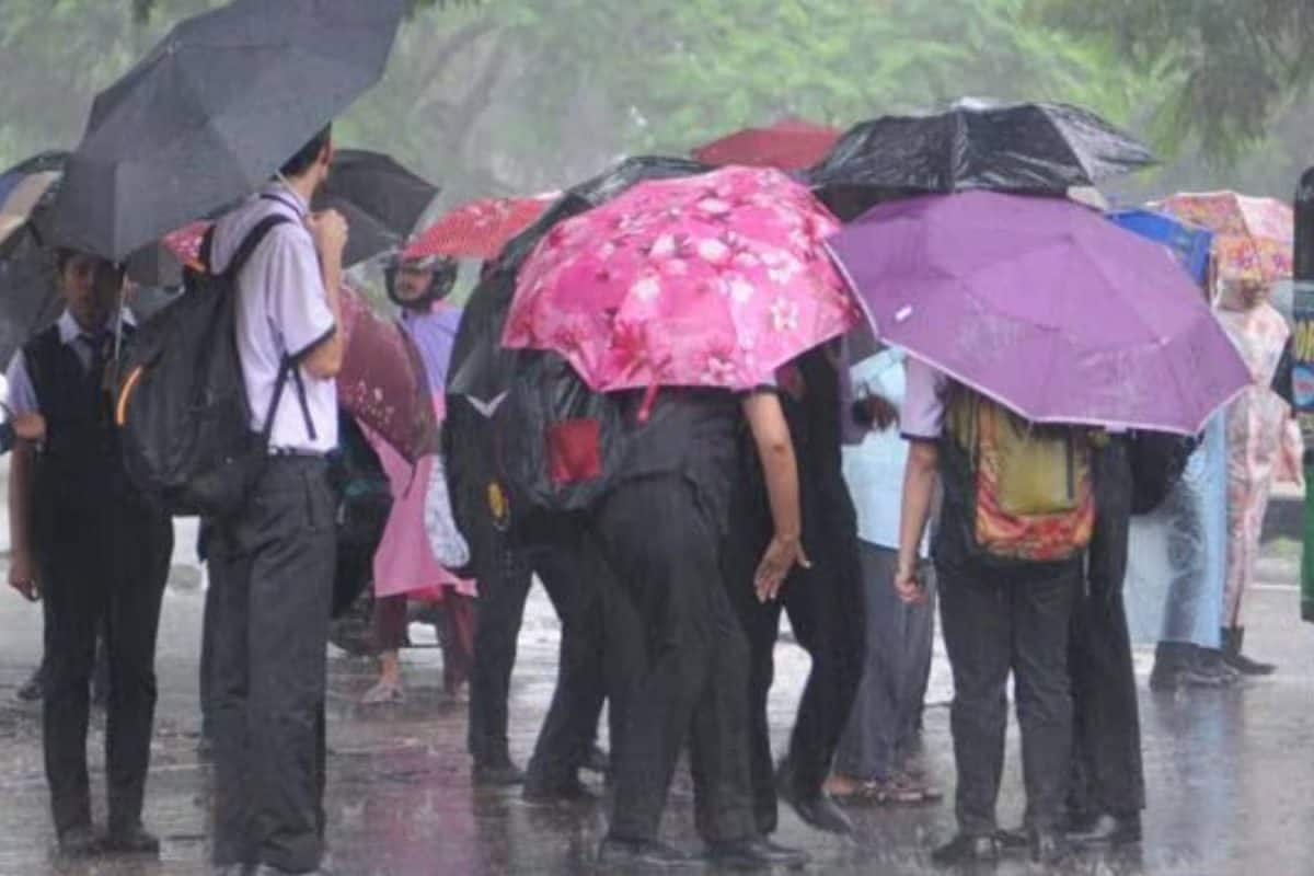 മഴ കനക്കും ; 11 ജില്ലകളിലെ വിദ്യാഭ്യാസ സ്ഥാപനങ്ങൾക്ക് ഇന്ന് അവധി