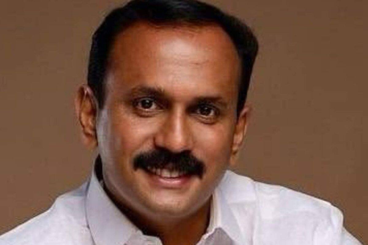 പിണറായി മന്ത്രിയായിരുന്ന കാലം മുതൽ അഴിമതിപ്പണം വെളുപ്പിച്ചു; ഇതിനുപയോഗിച്ചത് മകളുടെ കമ്പനികളെ: ഷോൺ ജോർജ്