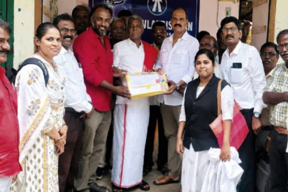 സിപിഎമ്മിന് ദമ്പതികൾ മൂന്നു കോടിയുടെ സ്വത്ത് ഇഷ്ടദാനം നൽകി