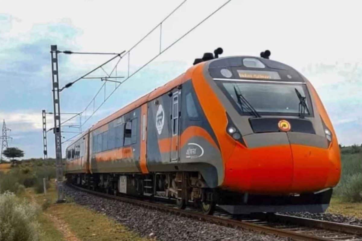 16 കോച്ചുകളുമായി വന്ദേഭാരത് ഓഗസ്റ്റ് 17 മുതല്; സുരേഷ് ഗോപിയുടെ ഇടപെടലിൽ