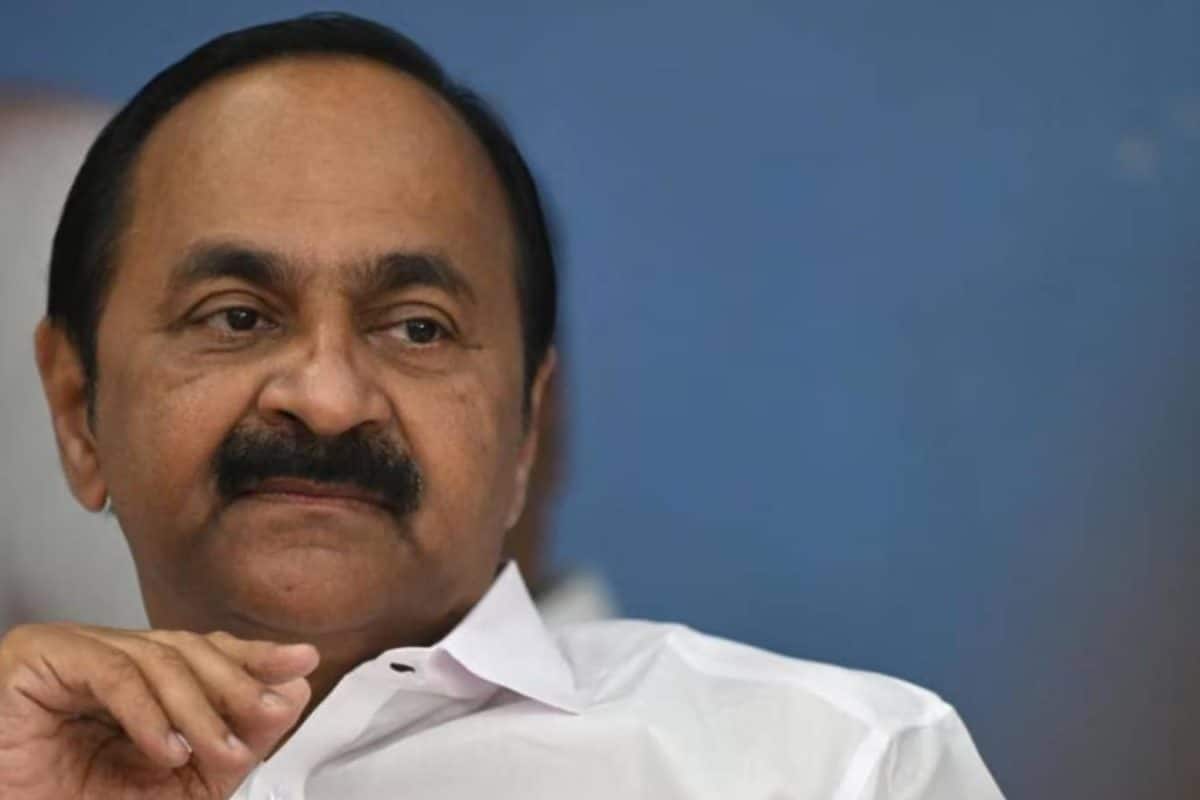'മര്യാദയ്ക്ക് സംസാരിക്കണം' മുഖ്യമന്ത്രിക്കെതിരെ സമസ്ത; കാന്തപുരത്തിനെതിരായ നിലപാട് കുരുടൻ ആനയെ തൊട്ടത് പോലെ