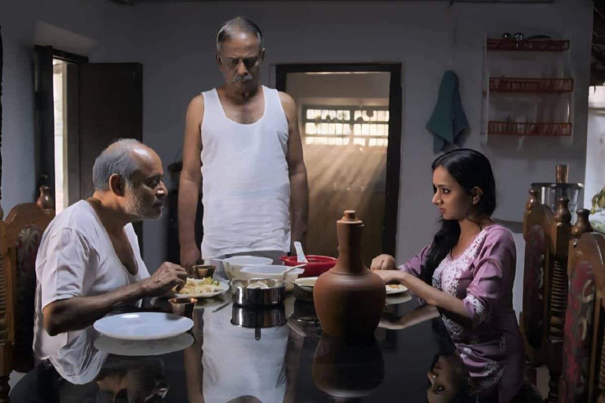 ഗാന്ധിയൻ ആശയങ്ങളും വ്യക്തിബന്ധങ്ങളും തമ്മിലെ സങ്കീർണതകൾ; 'ഇഴകൾക്കപ്പുറം' ഗാന്ധി ജയന്തി ദിനത്തിൽ റിലീസ്