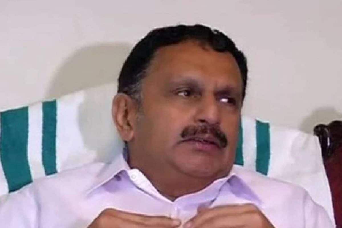 'തിരഞ്ഞെടുപ്പിന് പണം വാങ്ങുന്നതും അഴിമതിപ്പണവും രണ്ട്'; കർത്താ മാസപ്പടി ഡയറിയിൽ കെ മുരളീധരൻ