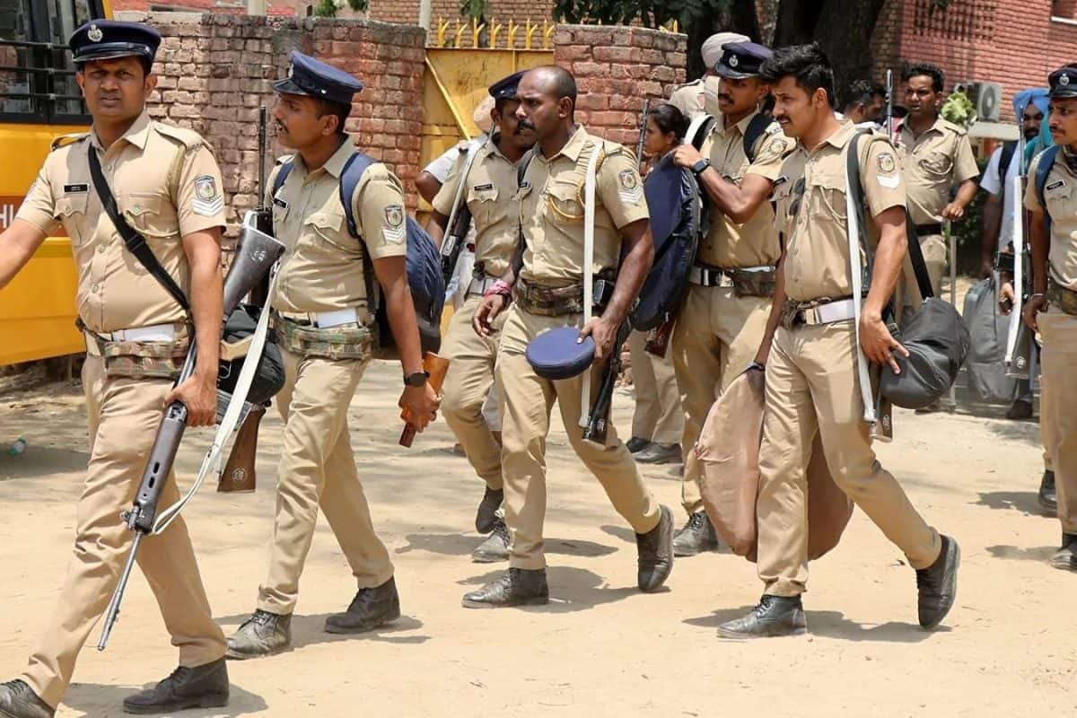 പോലീസിന് നാലാം ശനി 'അഭിനന്ദന ദിനം'; ആഭ്യന്തര വകുപ്പിന്റെ പുതിയ നിർദേശം