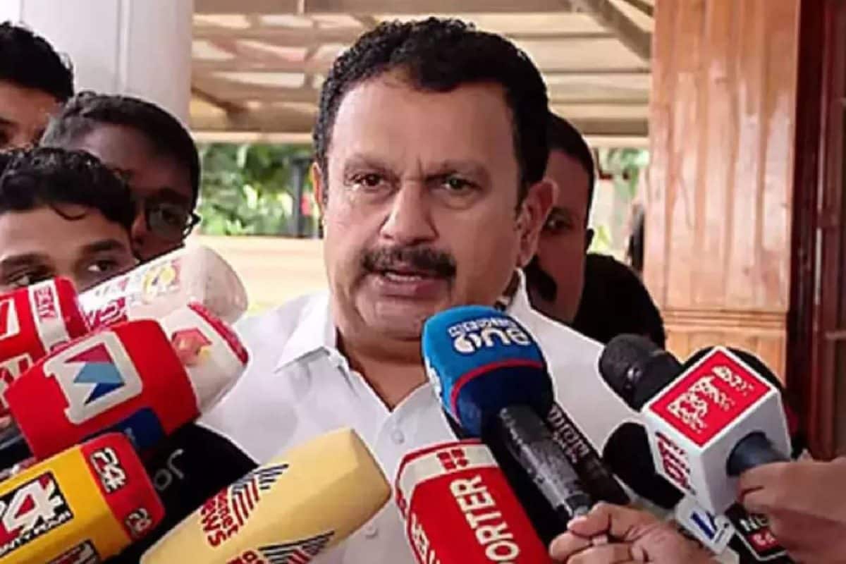 ‘ബെവ്കോയെക്കാൾ കൂടുതൽ മദ്യം വിദ്വാൻ സൂക്ഷിച്ചു’; ആന്റോ അഗസ്റ്റിനെ വിമർശിച്ച് കെ. മുരളീധരൻ