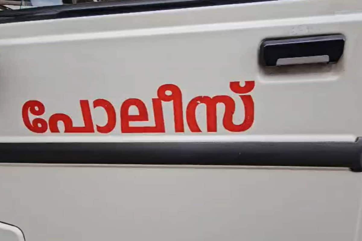 വേണ്ടത് പൊന്നോ പണമോ അല്ല; കോഴിയും കാപ്പിക്കുരുവും: സുൽത്താൻ ബത്തേരി ചീരാലിൽ നാട്ടുകാരുടെ ഉറക്കം കെടുത്തി കള്ളൻ