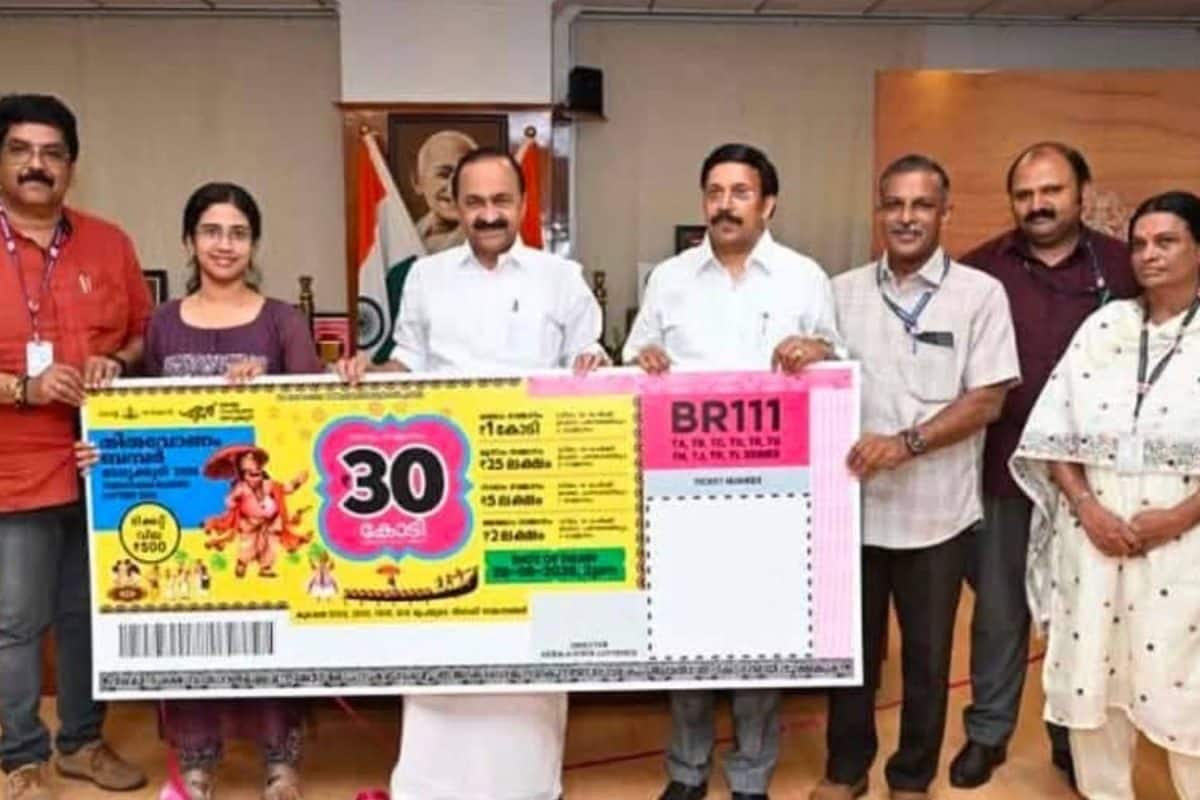 റെക്കോർഡ് വിൽപ്പന; അച്ചടിച്ച 90 ലക്ഷത്തിൽ 89.85 ലക്ഷം ഓണം ബംപർ ടിക്കറ്റുകളും വിറ്റുതീർന്നു