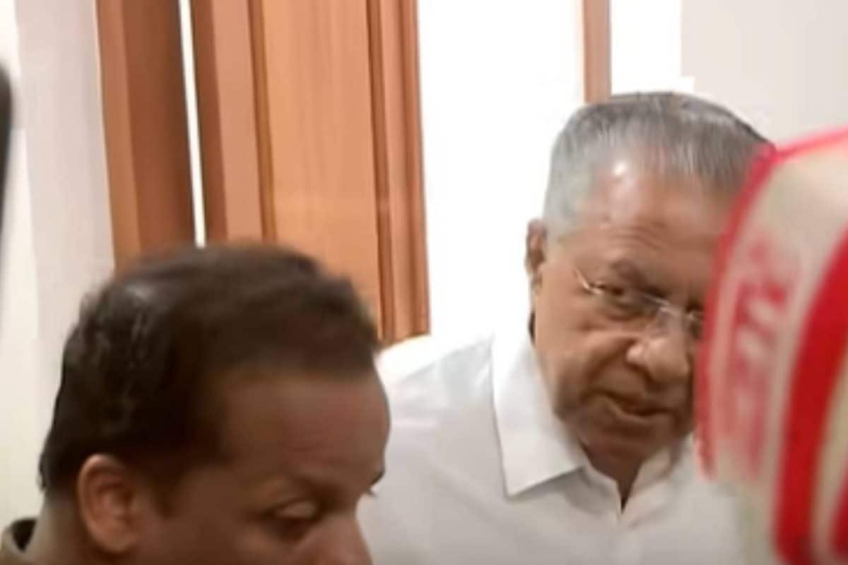 'പുറത്ത് നിക്കെടോ, നിങ്ങളെന്താ ബാത്റൂമിലേക്ക് വരുവാ...' ക്ഷുഭിതനായി പിണറായി വിജയൻ