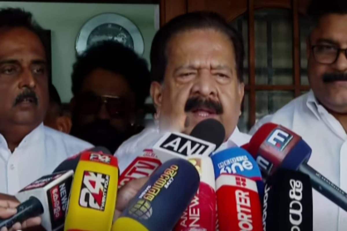 'പാർട്ടിയുടെ സമ്പൂർണ സമ്മേളനത്തിനു മുമ്പായി അധികാരം ഉറപ്പിക്കുന്നതിനുള്ള ഏർപ്പാട്' മന്ത്രി രമേശ് ചെന്നിത്തല
