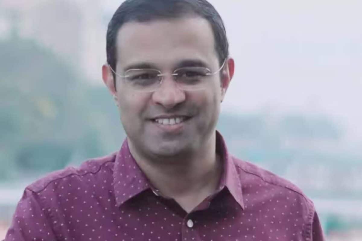 'കാള പെറ്റെന്നു കേൾക്കുമ്പോൾ കയർ എടുക്കരുത്' ; കേരള സർവകലാശാല കലാലയ രാഷ്ട്രീയ നിരോധനത്തിൽ മന്ത്രി റോജി എം ജോൺ