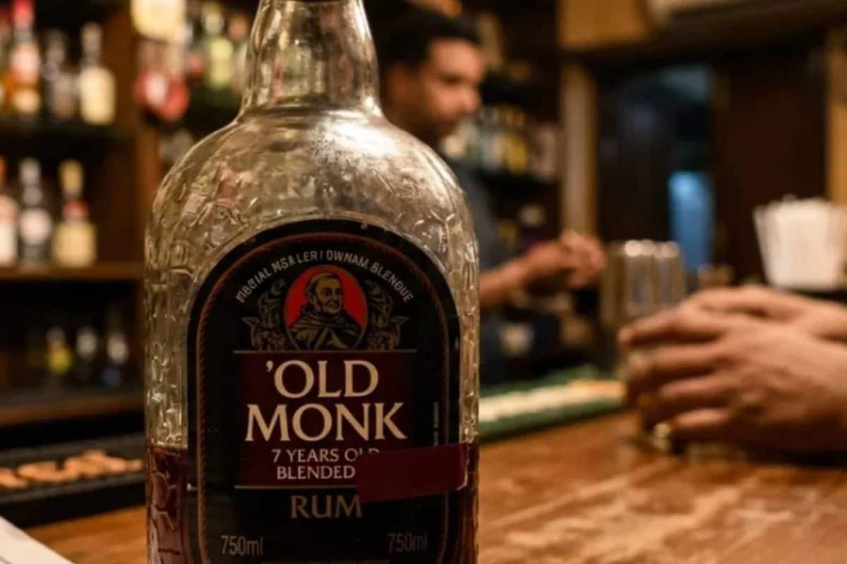 'ഓൾഡ് മങ്ക്' റം എന്ന പേരിൽ വിൽക്കാനാവില്ല; ഭക്ഷ്യസുരക്ഷ അതോറിറ്റി ഹൈക്കോടതിയിൽ